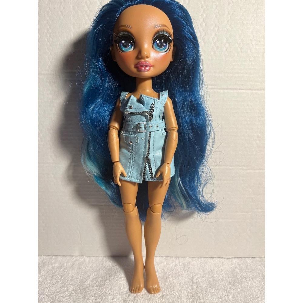 Rainbow High Skyler Bradshaw Fashion Doll Blue Hair w/ Outfit,
